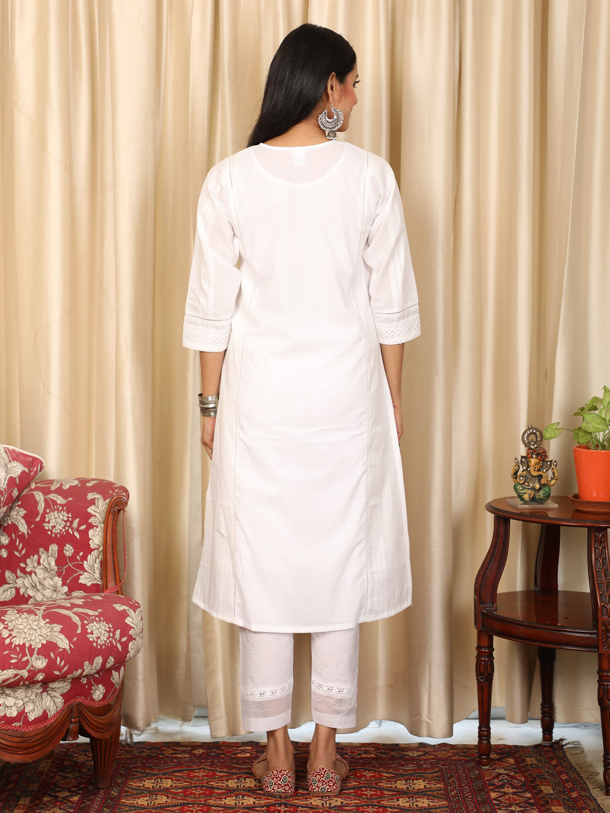 Buy ADA White Embroidered Faux Georgette Lucknowi Chikan Kurta with Slip  [A100345] online
